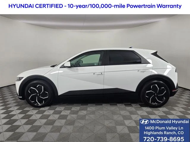 Used 2024 White Hyundai SEL image 2