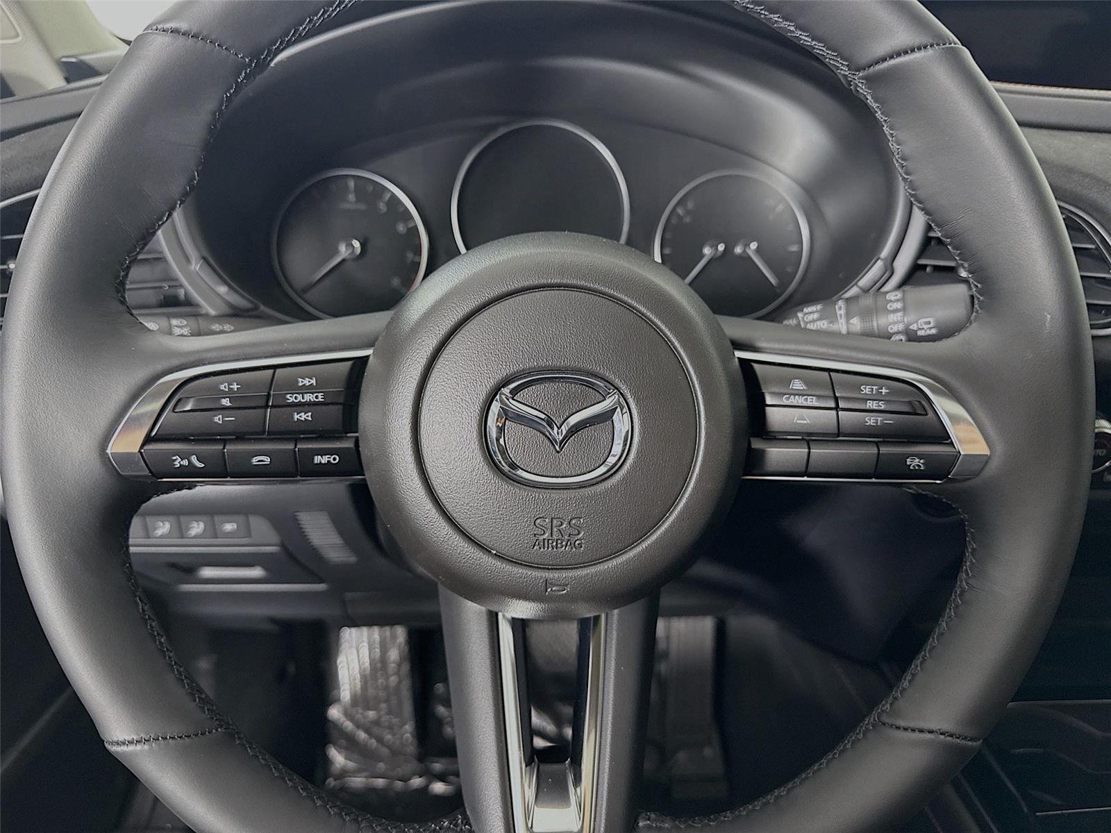 2025 Mazda CX-30 Carbon Turbo - Photo 17