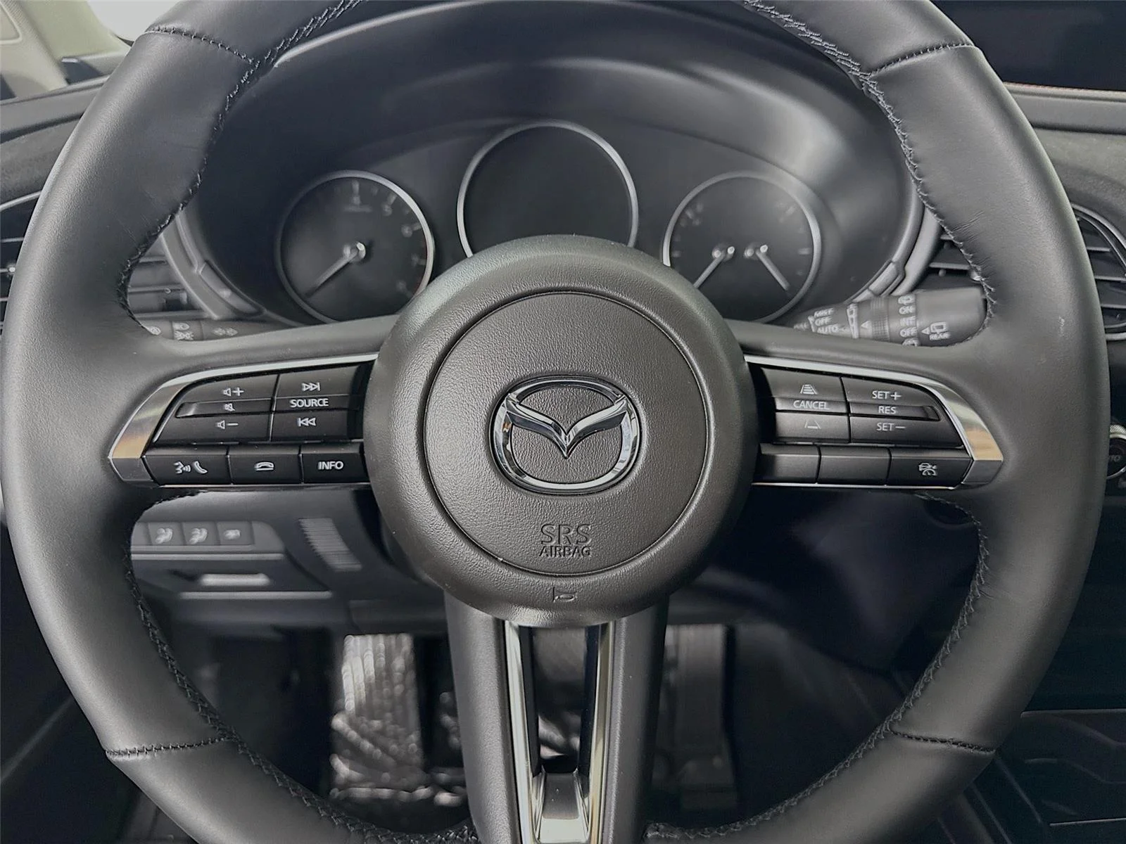 2025 Mazda CX-30 Carbon Turbo - Photo 17