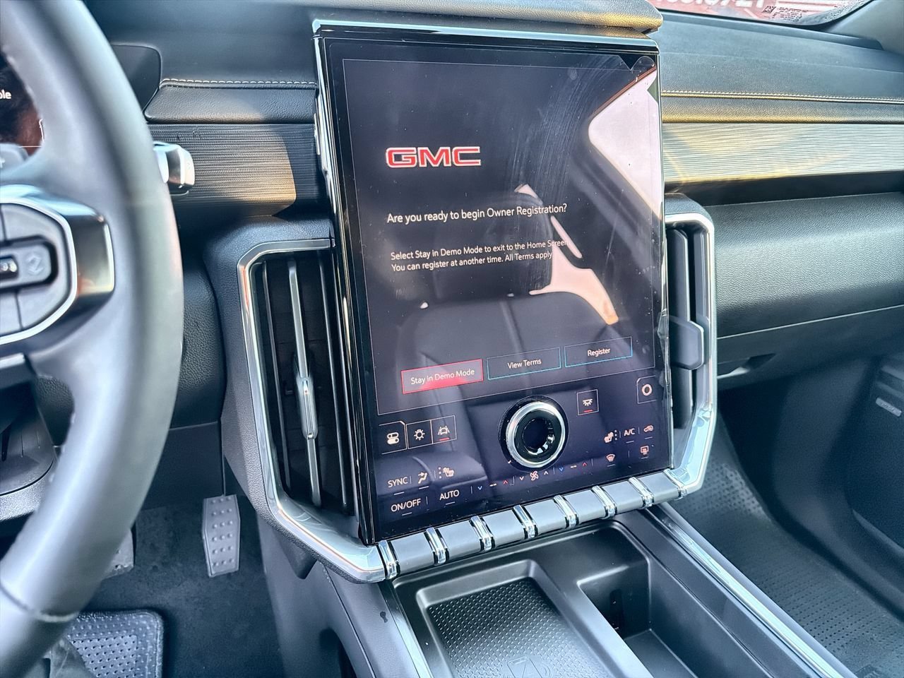 2027 GMC Acadia Elevation - Photo 13