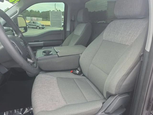 Used 2025 Black Ford XLT image 14