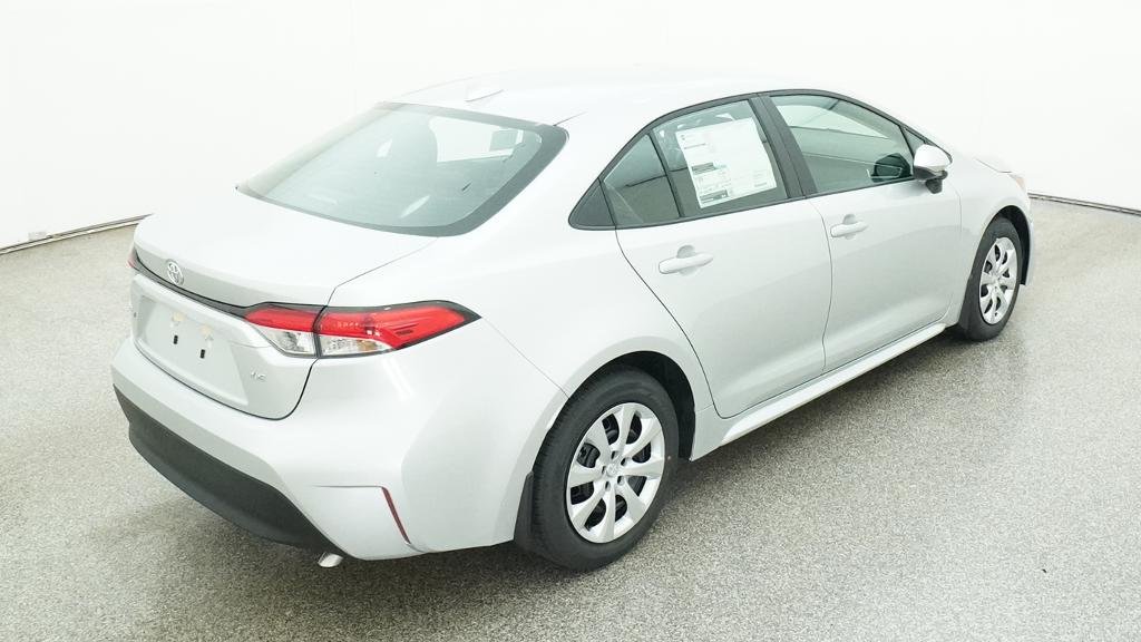 New 2027 Classic Silver Metallic Toyota LE image 18