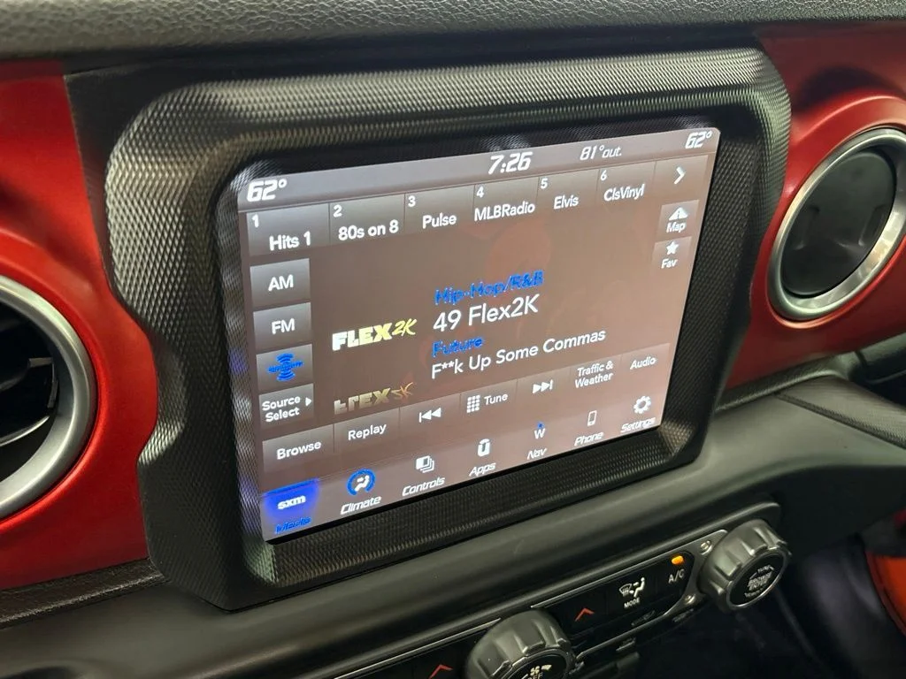 Used 2020 Orange Jeep Rubicon image 37