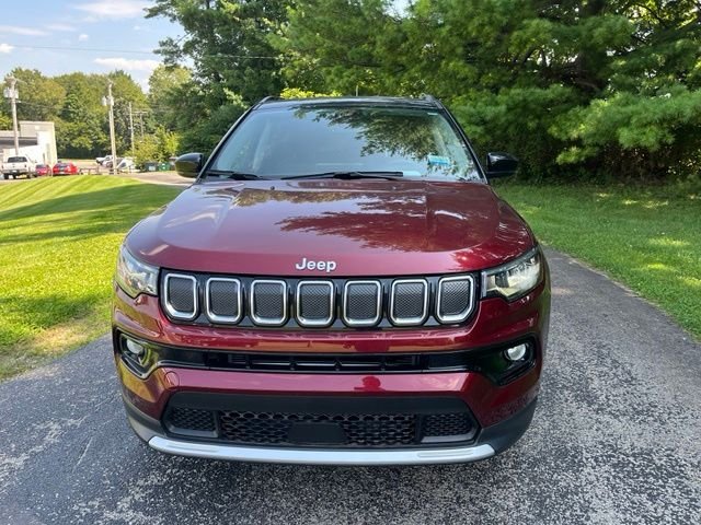 Used 2022 Velvet Jeep Limited image 8