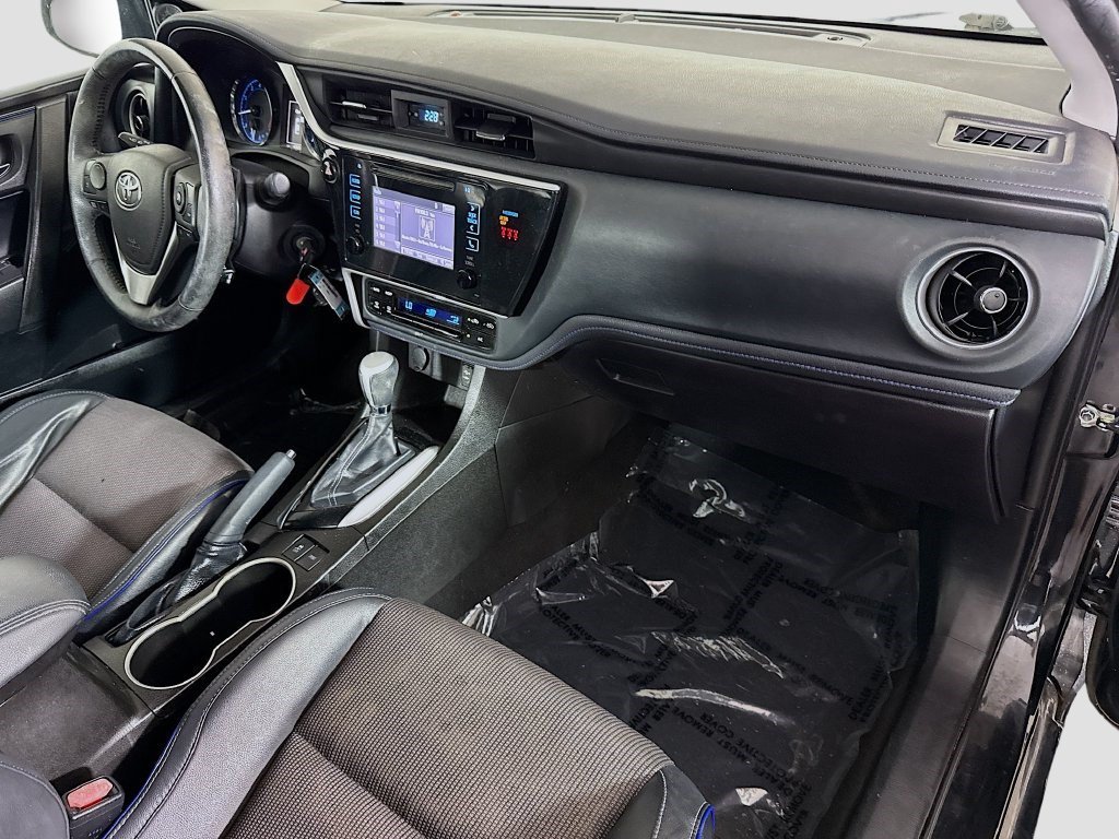 Used 2018 Black Sand Pearl Toyota SE image 25