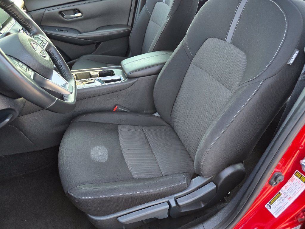 Used 2024 Scarlet Nissan SV image 21