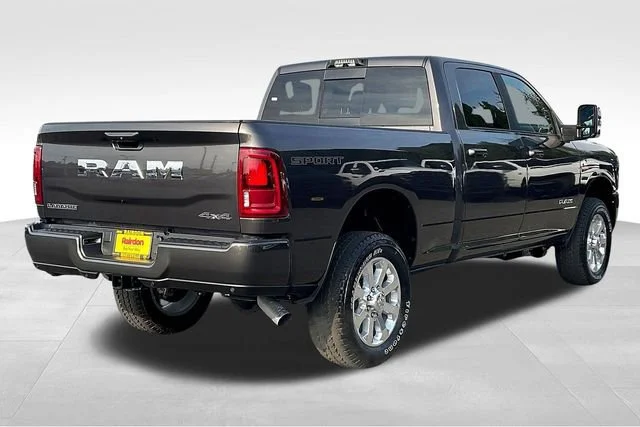 New 2026 Granite Crystal Metallic Clear-Coat Exterior Paint RAM Laramie image 13