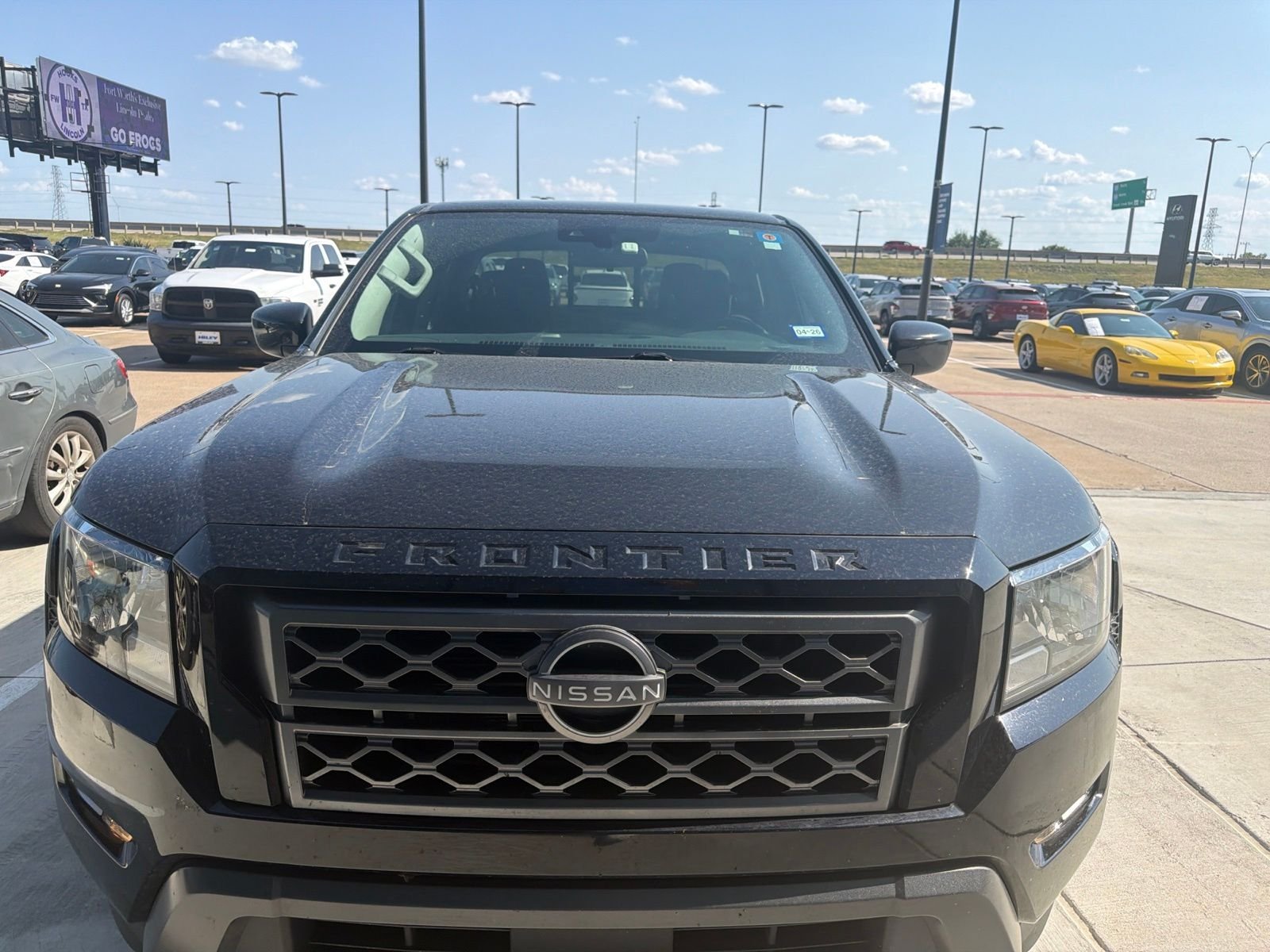 Used 2022 Super Black Nissan SV image 2