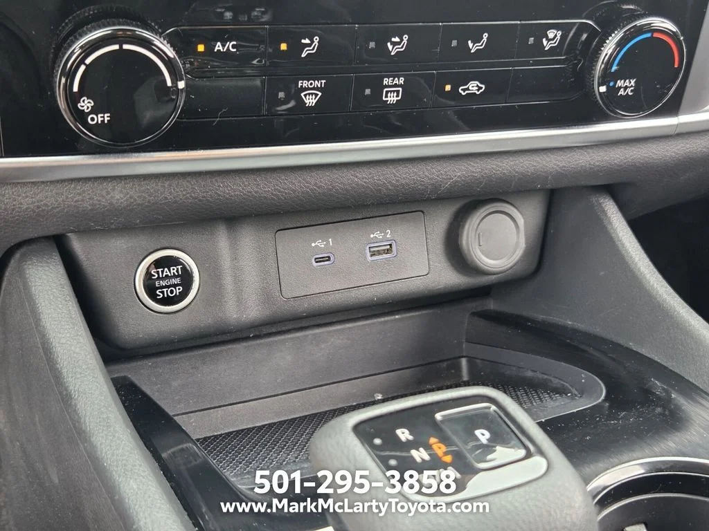 Used 2023 Gray Nissan S image 19