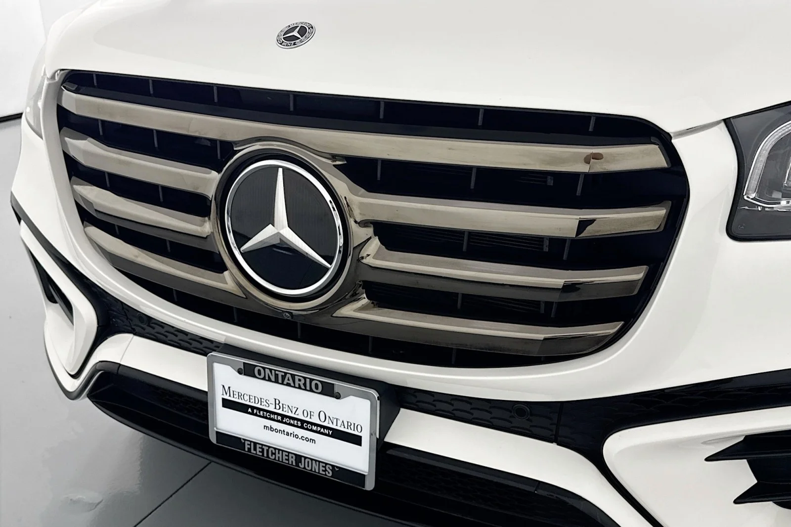 Certified Used 2024 Polar White Mercedes-Benz 450 image 13