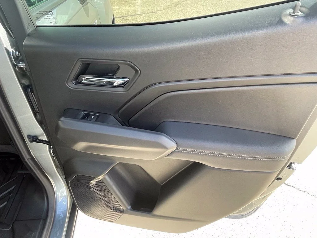 New 2026 Sterling Gray Metallic Chevrolet LT image 31