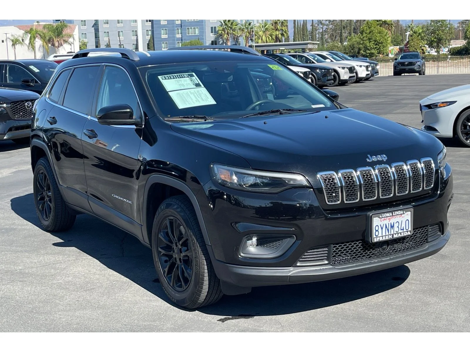 Used 2021 Diamond Black Crystal Pearlcoat Jeep Latitude Lux image 9