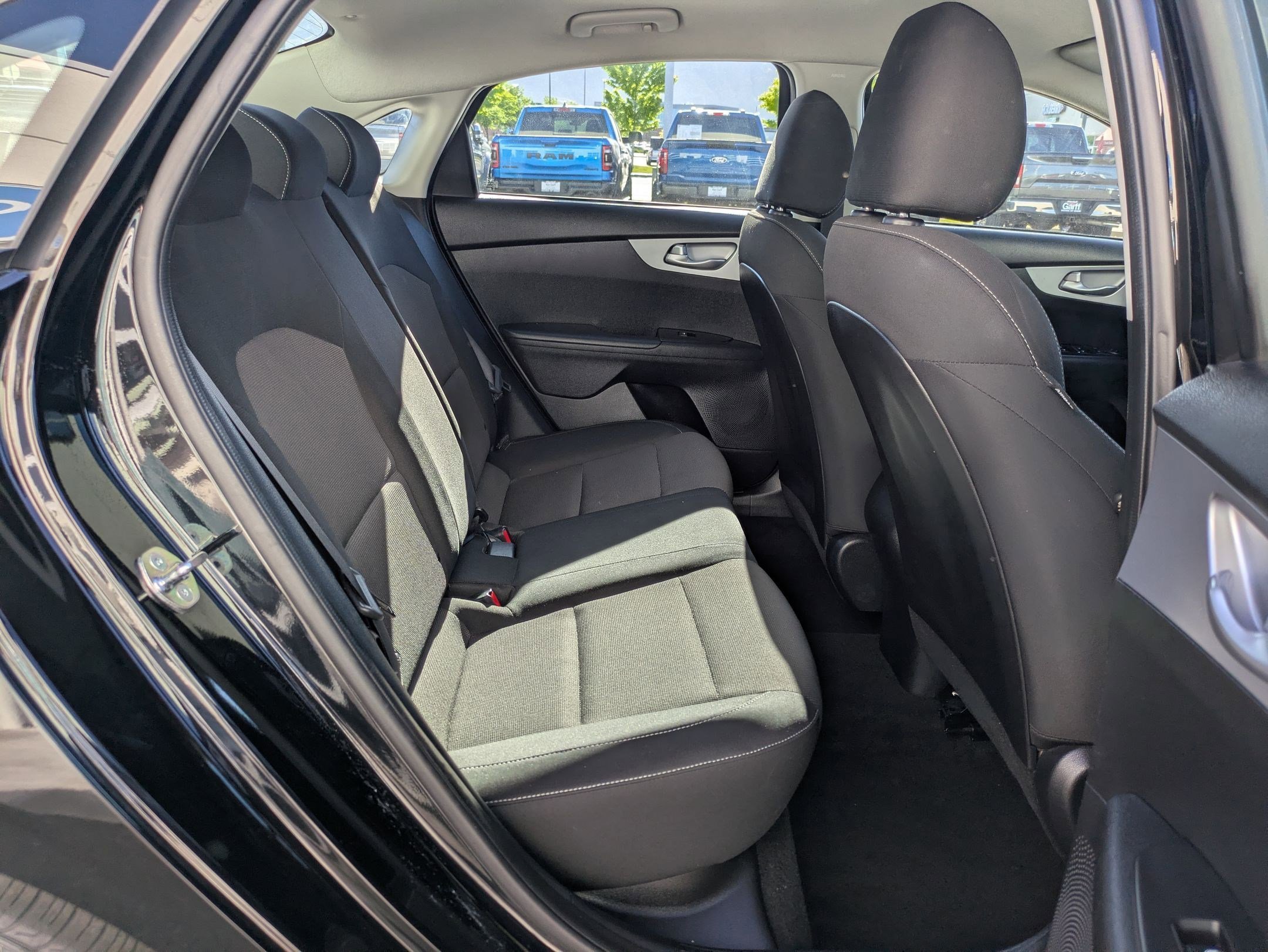 Used 2023 Aurora Black Kia LXS image 28
