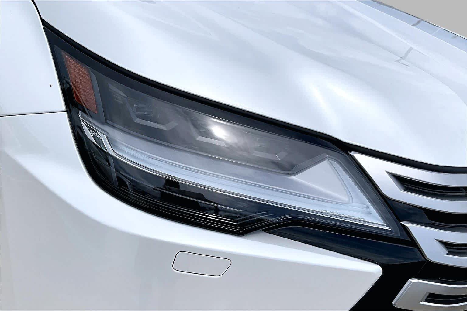 New 2026 Eminent White Pearl Lexus LUXURY image 20