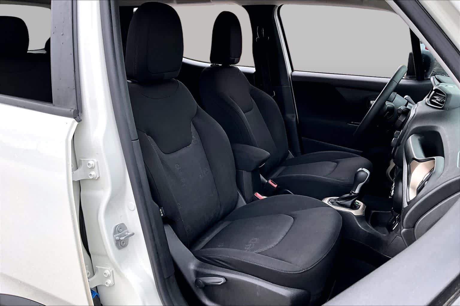 Used 2017 Alpine White Jeep Sport image 9