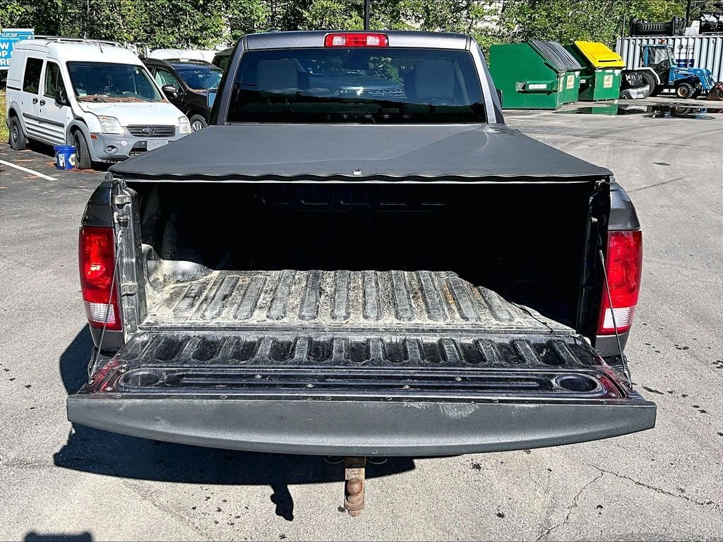 Used 2019 Granite Crystal Metallic Clearcoat Ram Express image 31