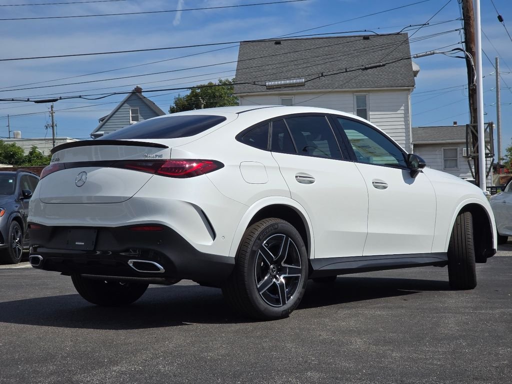 New 2027 MANUFAKTUR Moonlight White Metallic Mercedes-Benz GLC 300 image 24