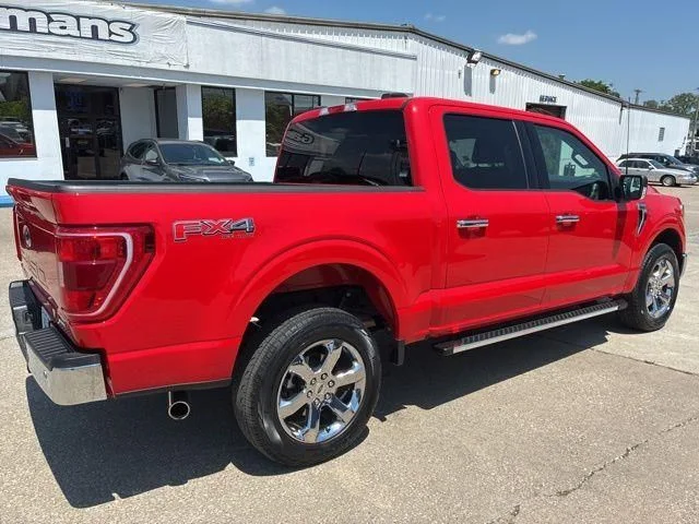 Used 2023 Red Ford XLT image 13