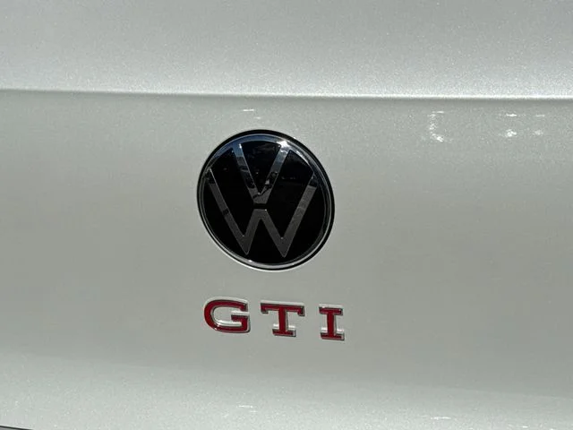 New 2026 Opal White Pearl Volkswagen 2.0T SE image 14