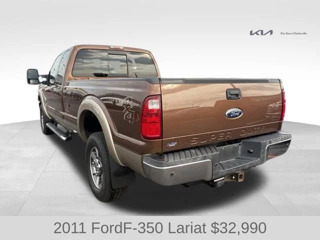 Used 2011  Ford Lariat image 6