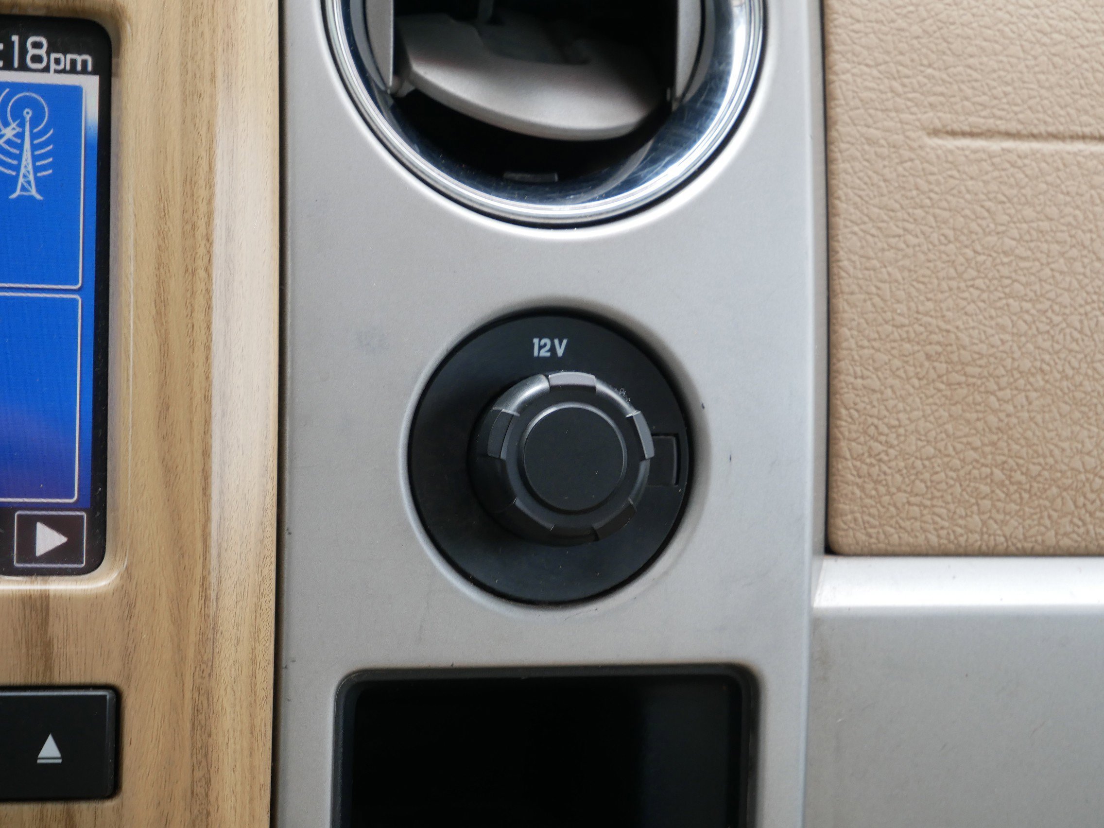 Used 2011 Black Ford Lariat image 27