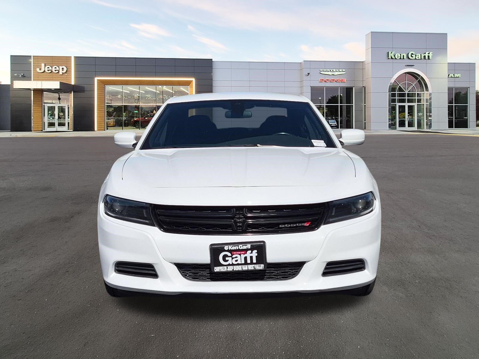Certified Used 2022 White Knuckle Clearcoat Dodge SXT image 10