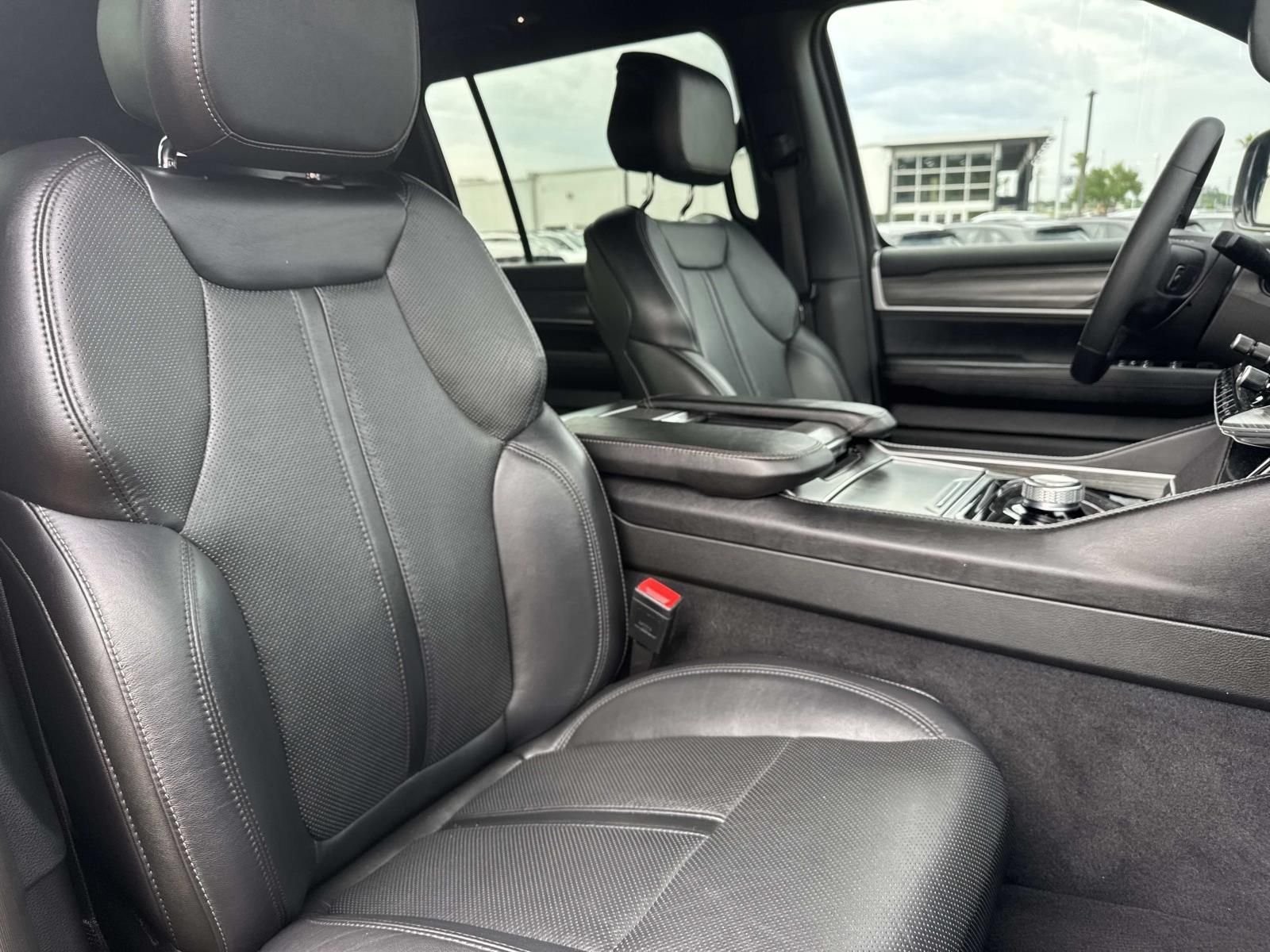 Used 2023 Black Jeep Series II image 12