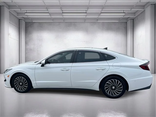 Used 2023 White Hyundai Limited image 6