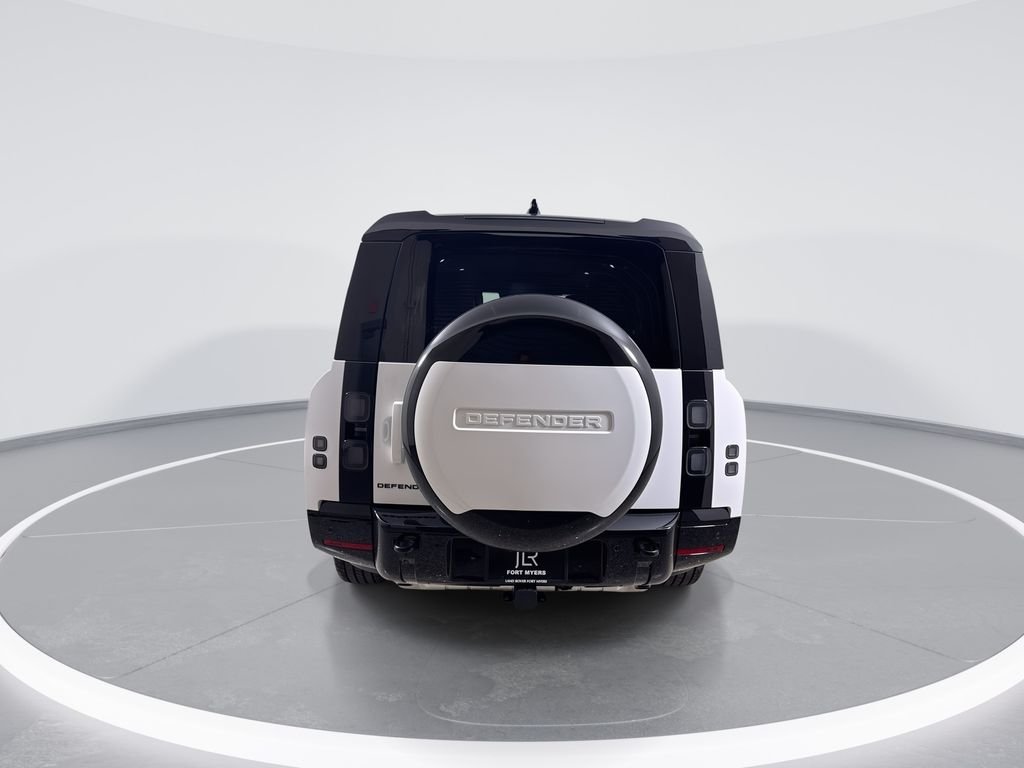 2026 Land Rover Defender X-Dynamic SE - Photo 7