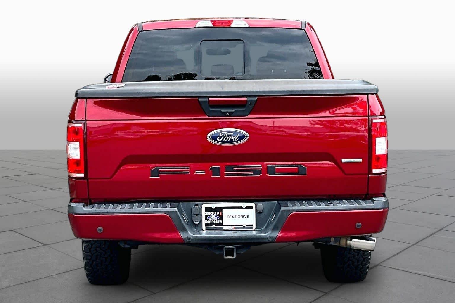 Used 2018 Ruby Red Metallic Tinted Clearcoat Ford XLT image 5