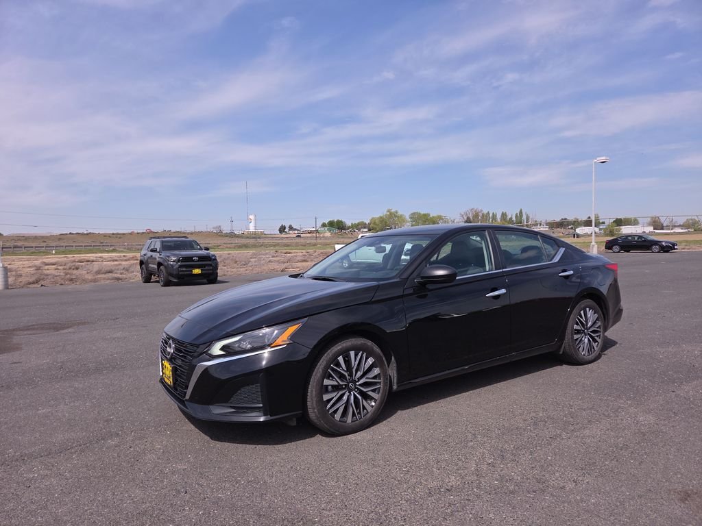 2025 Nissan Altima