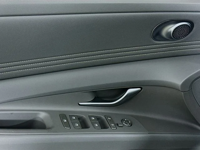 New 2026 Gray Hyundai SEL Sport image 10