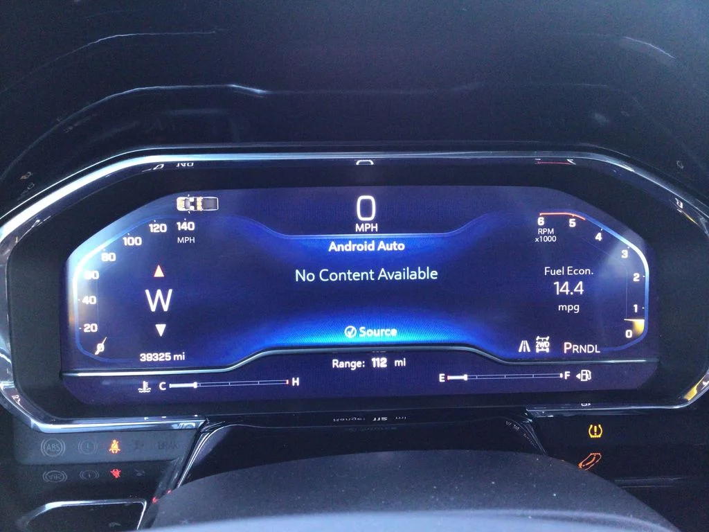 Used 2025 Summit White Chevrolet LT image 13