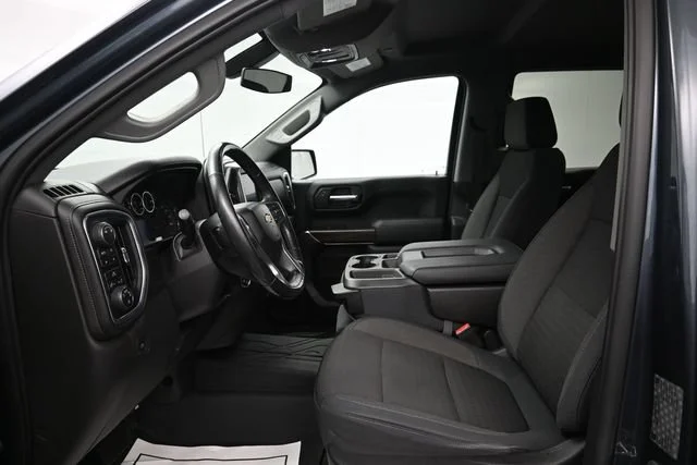 Used 2019 SHADOW GRAY METALLIC Chevrolet LT image 10
