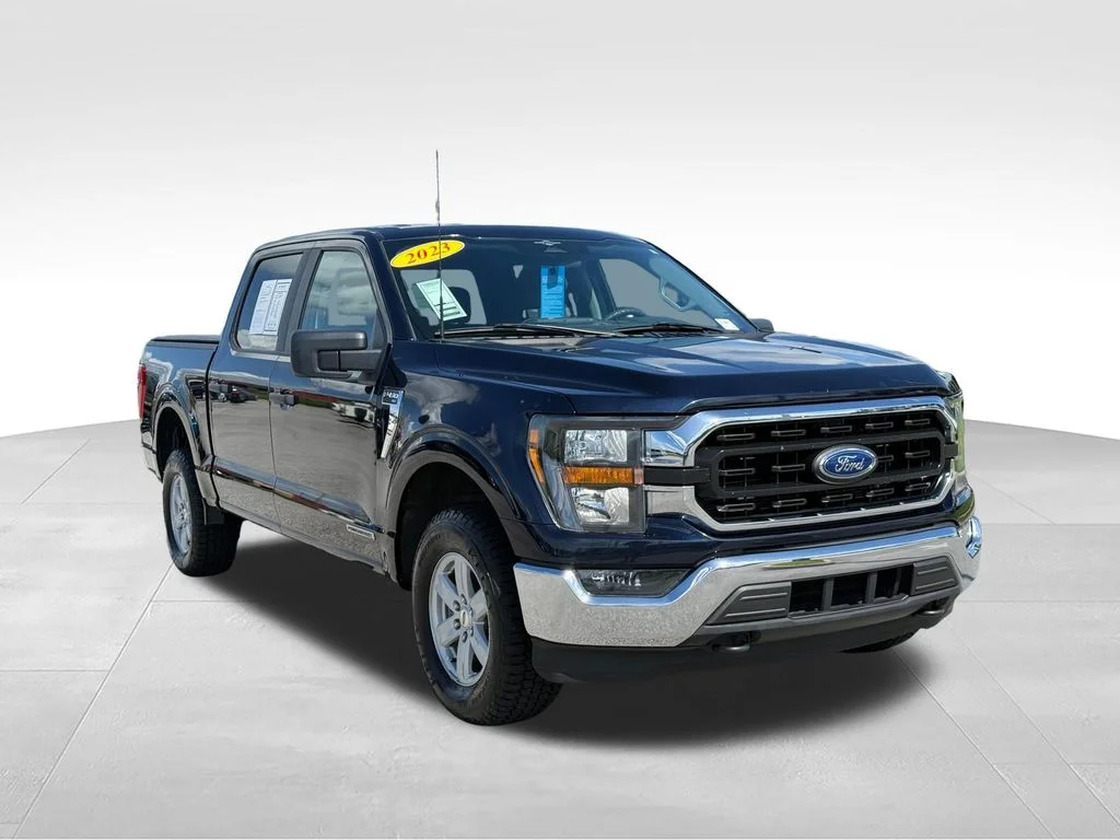Used 2023 Blue Ford XLT image 31