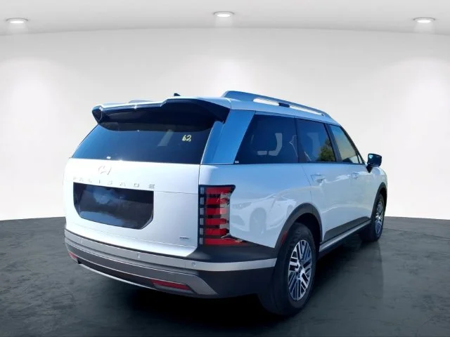 Used 2026 White Hyundai SEL image 13