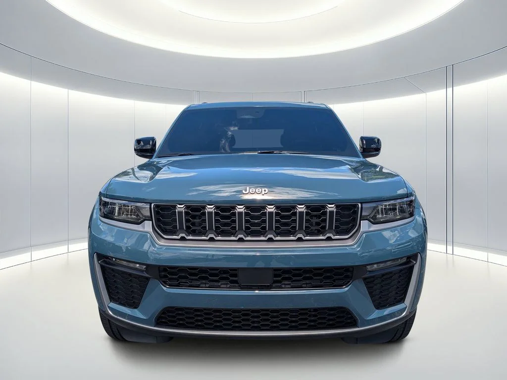 Used 2026 Blue Jeep Limited image 9
