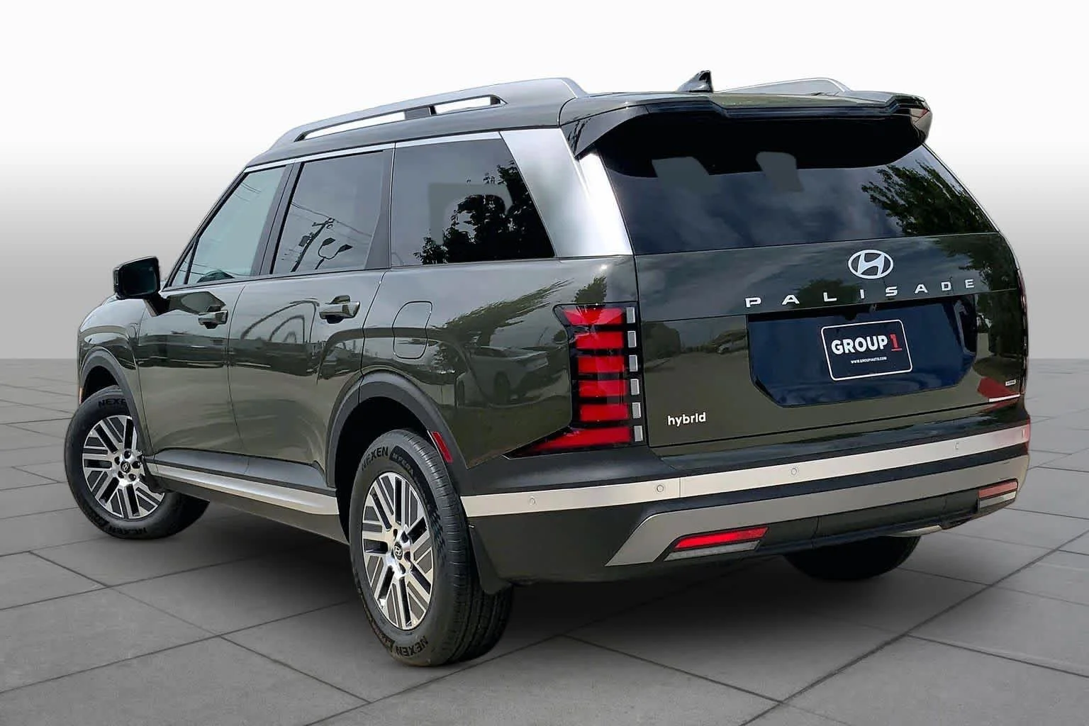 New 2026 Titan Green Hyundai SEL Premium 7P image 12