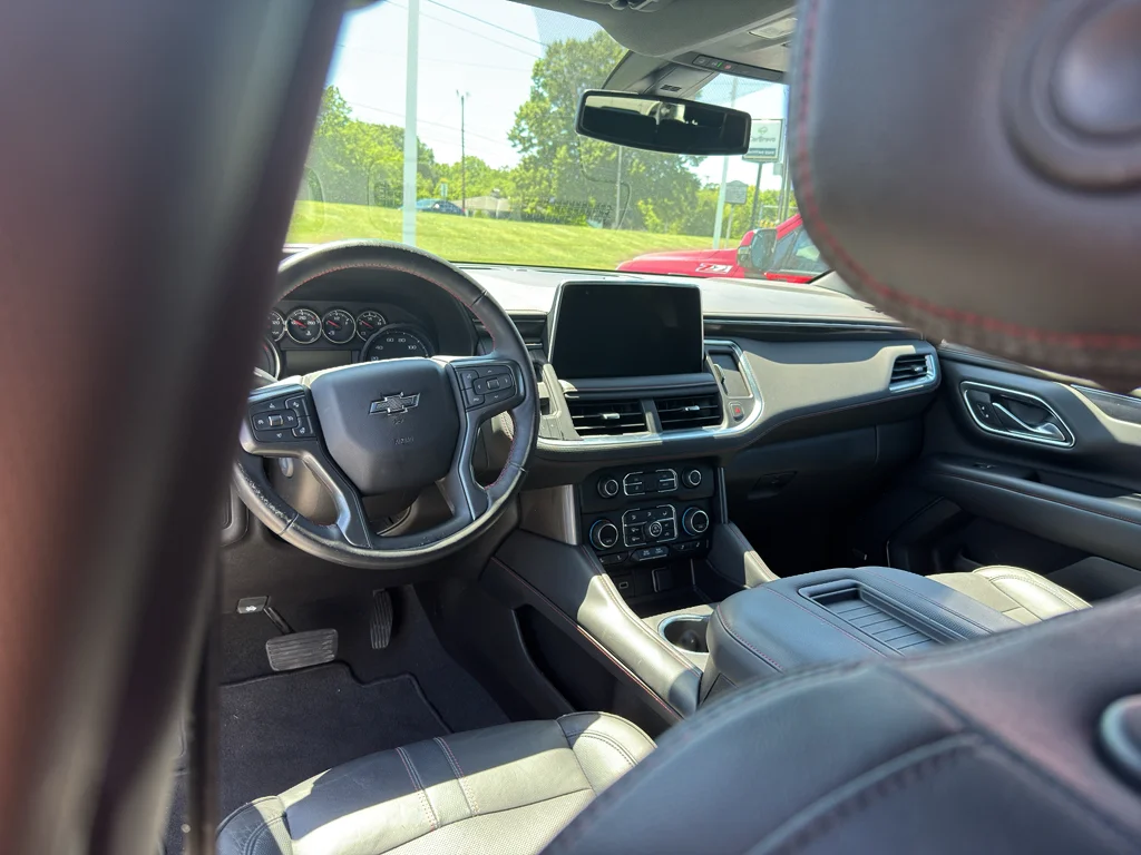 Used 2021 SUMMIT WHITE Chevrolet RST image 9