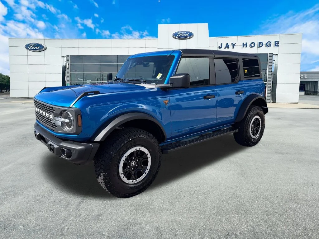 New 2026 Velocity Blue Metallic Ford Badlands® image 2