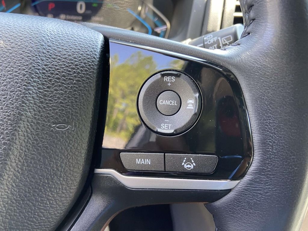 Used 2018  Honda Touring image 34