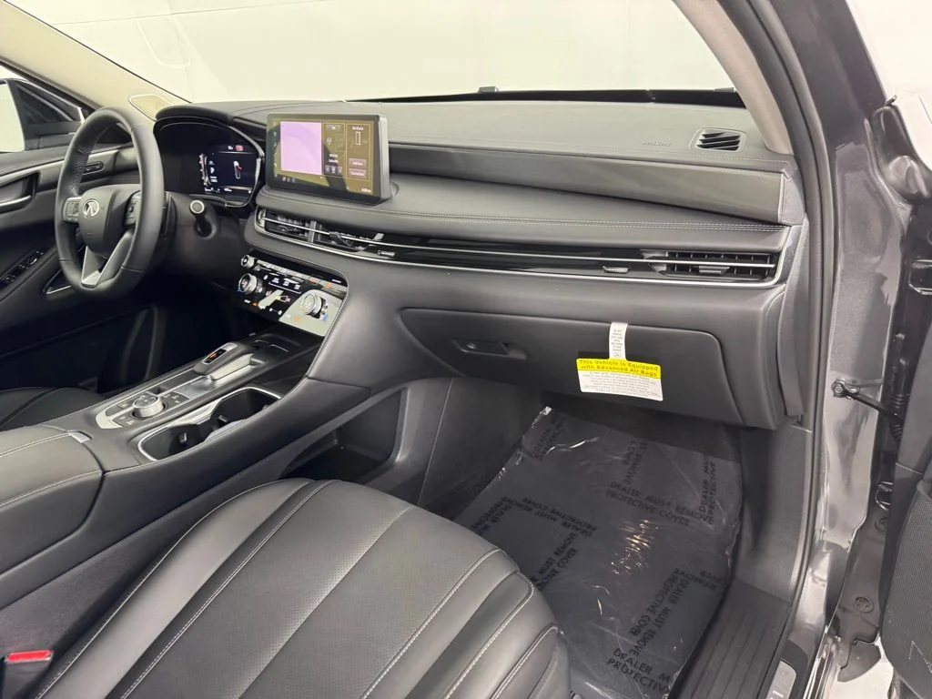Certified Used 2026 Gray INFINITI LUXE image 32