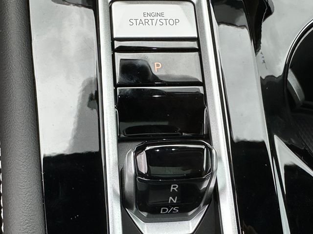 New 2026 Opal White Pearl Volkswagen 2.0T SEL R-Line Black image 34