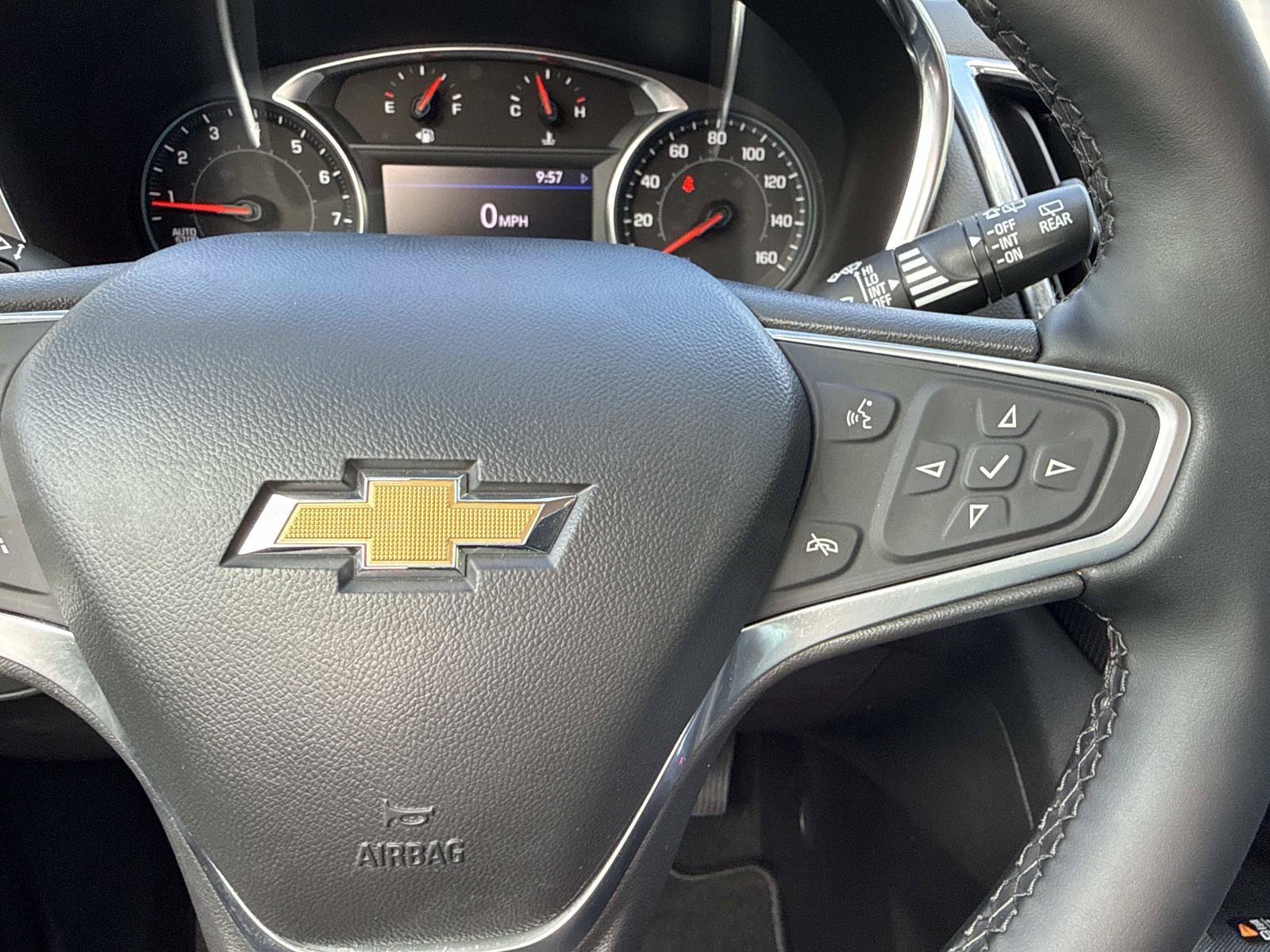 Used 2023 SUMMIT WHITE Chevrolet Premier image 15