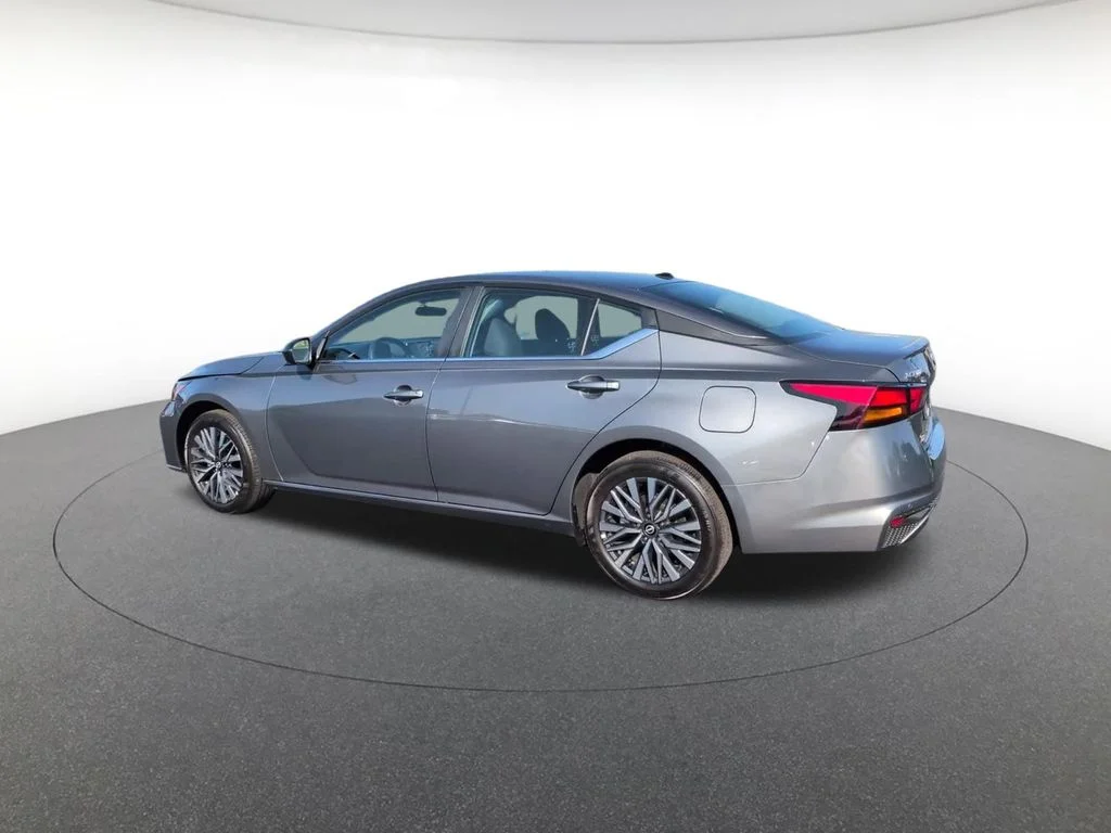 Used 2026 Gray Nissan 2.5 SV image 10