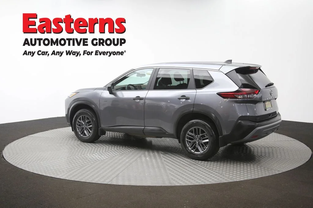 Used 2023 Gray Nissan S image 62