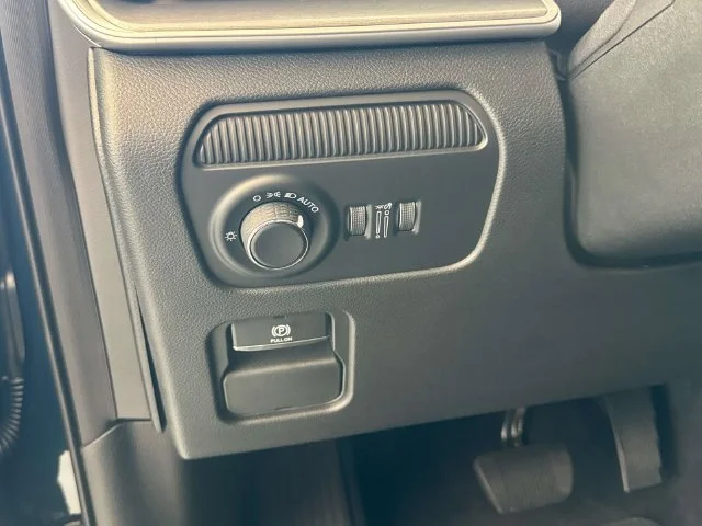 New 2026 Fathom Blue Pearl-Coat Exterior Paint Jeep Limited Altitude image 21