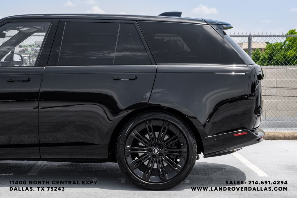 Used 2024 Black Land Rover Autobiography image 11