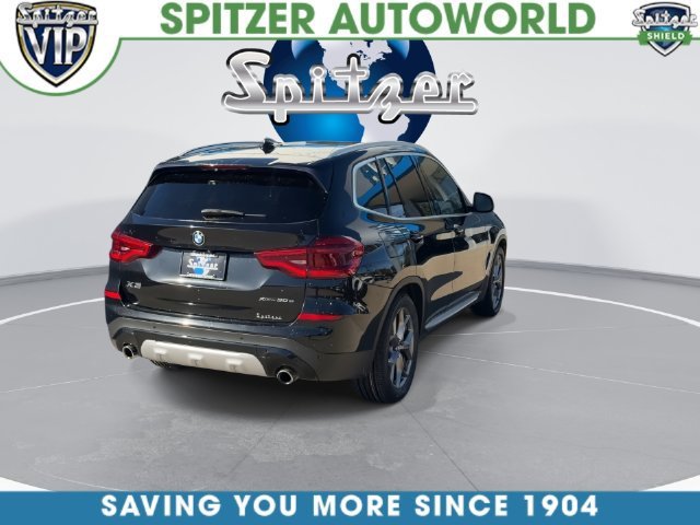 Used 2021  BMW xDrive30e image 14