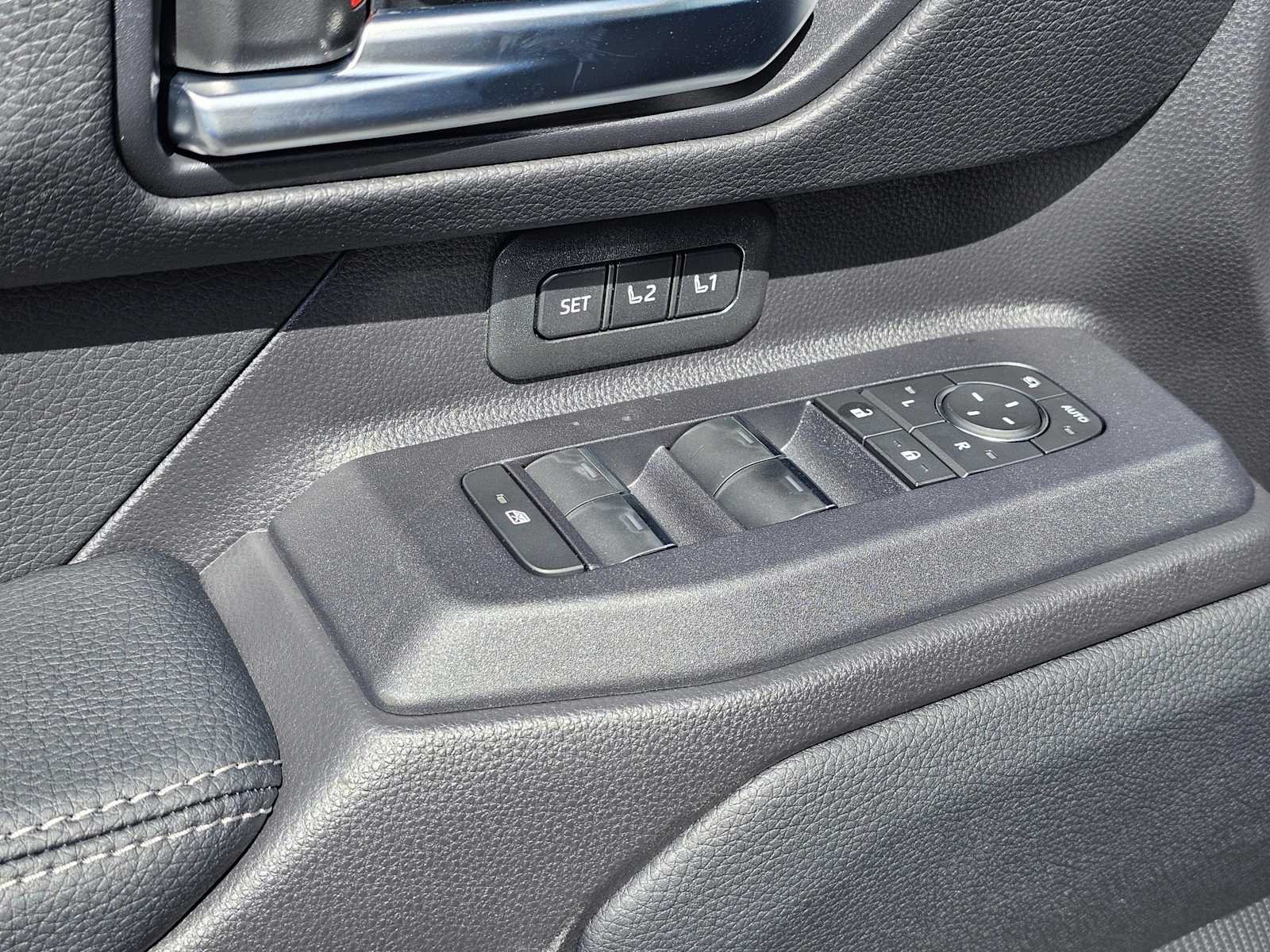New 2026 Trail Dust/Gray Scape Roof Toyota  image 12